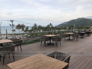 Bàn ghế ngoài trời khách sạn biển