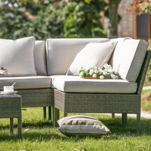 Bộ bàn ghế sofa đan mây ngoài trời