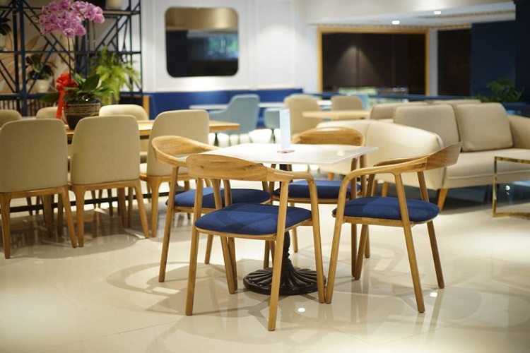 kích thước bàn ghế cafe chuẩn